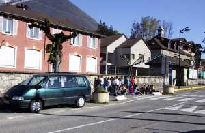 La Terrasse - l'cole (village_108-0826.jpg 202 ko)